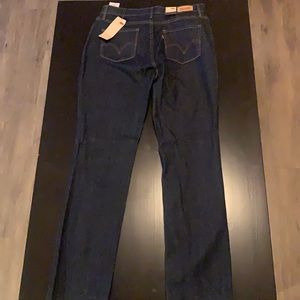 Levi’s 525 straight leg perfect waist jeans